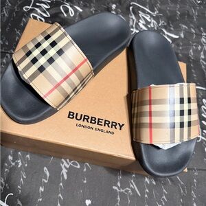 Burberry Beige Vintage Check Slide Sandals with Black Footbed
